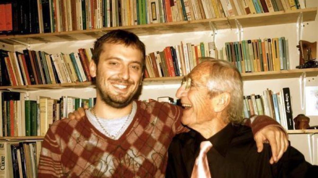 Un giovane Cesare Cremonini con il padre Giovanni
