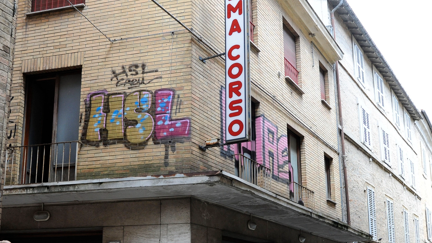 L’ex cinema Corso (foto Calavita)