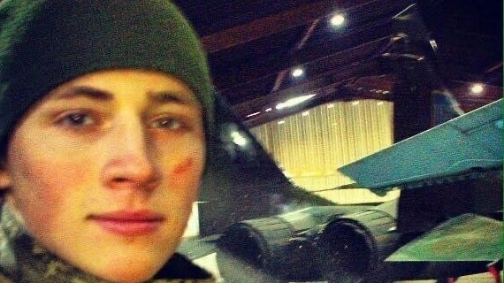 Pavel Quaglia in un hangar ucraino 