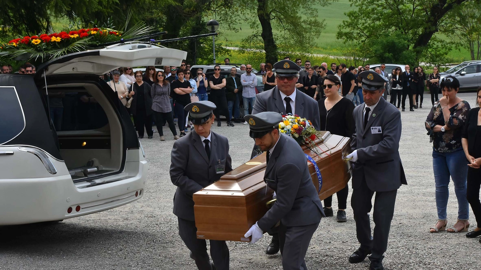 Il funerale di Matteo Ghirelli (Foto Artioli)