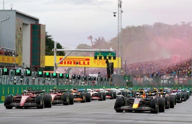 Formula 1, la Ferrari e il sondaggio ai tifosi: "Chi preferite tra Imola o Monza?"
