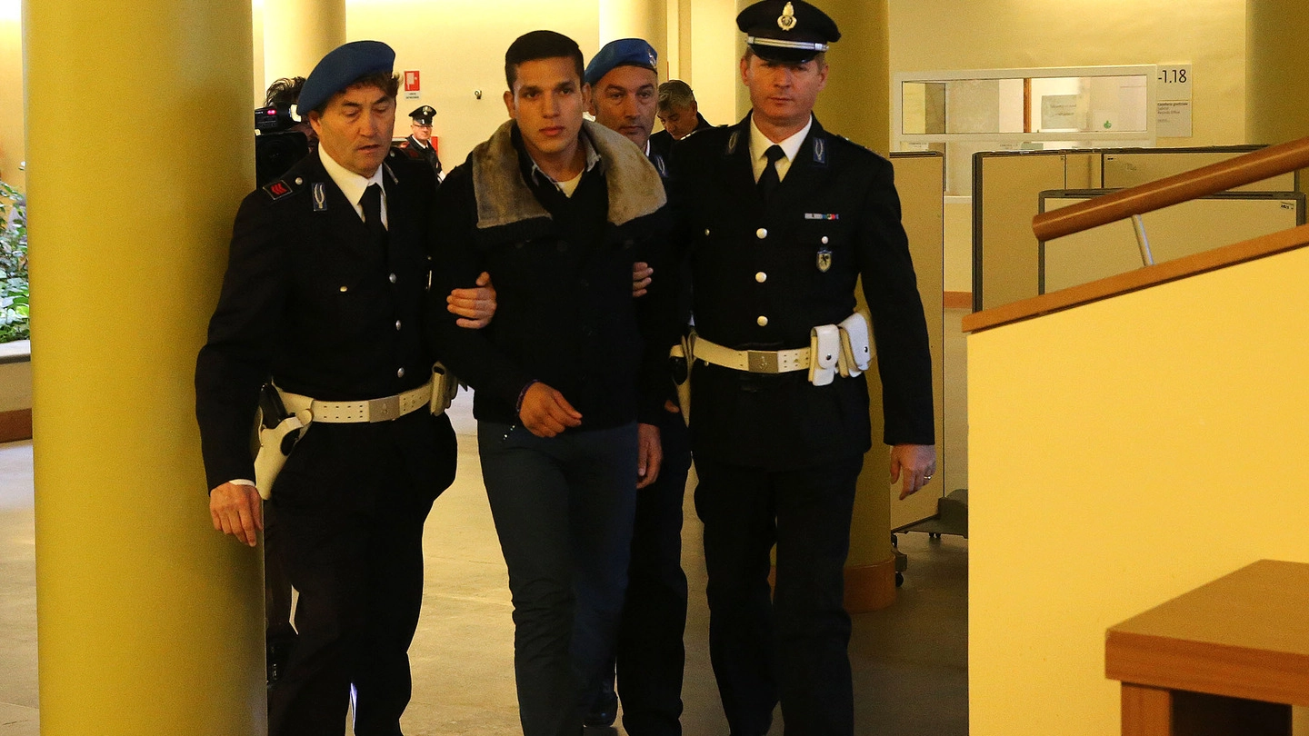 Pesaro, processo Ferri, Donald Sabanov in tribunale (Fotoprint)