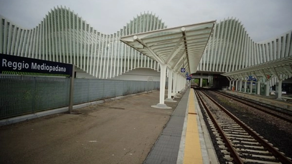 La stazione Mediopadana progettata dall'archistar Santiago Calatrava