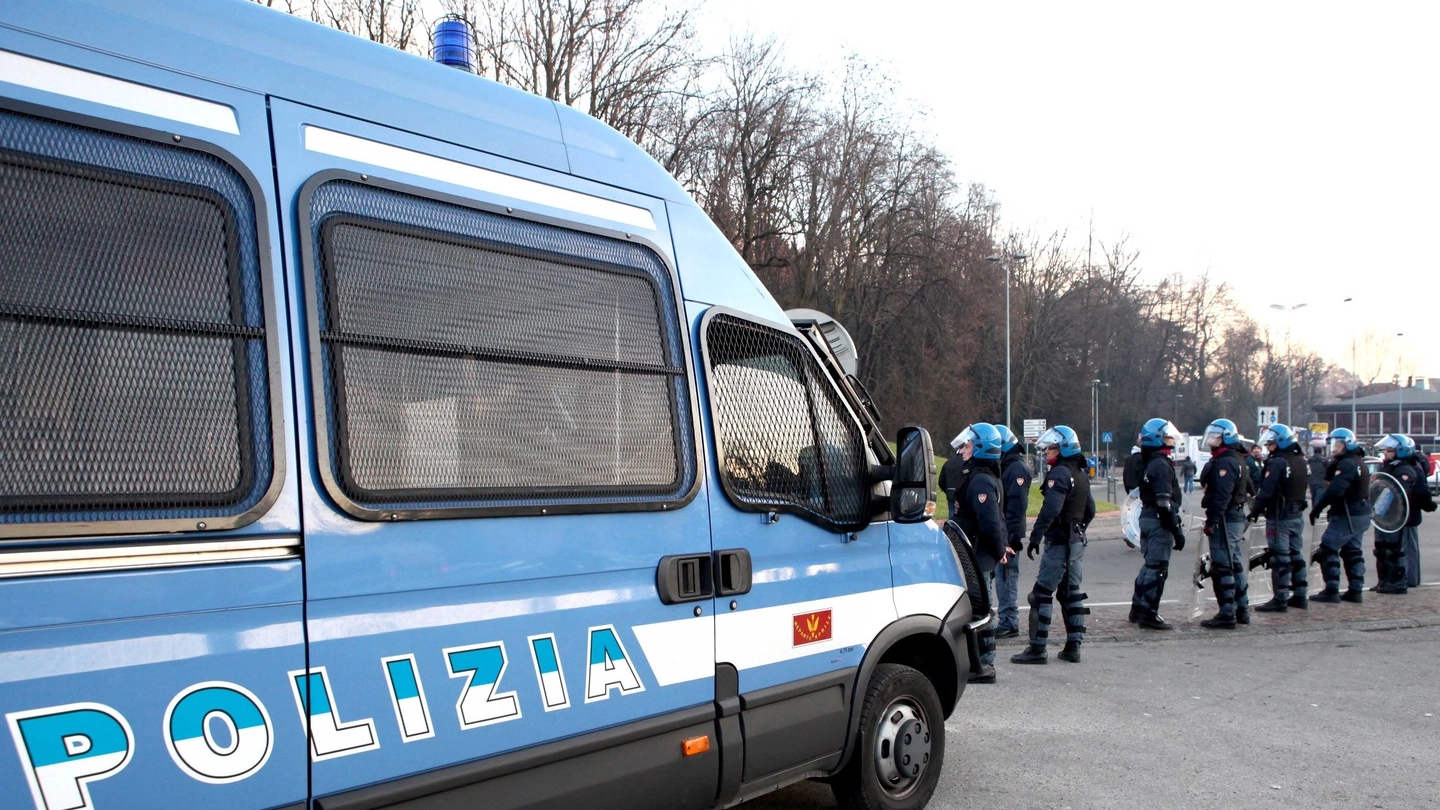 Oltre 200 agenti garantiranno oggi la sicurezza nella zona dello stadio Paolo Mazza