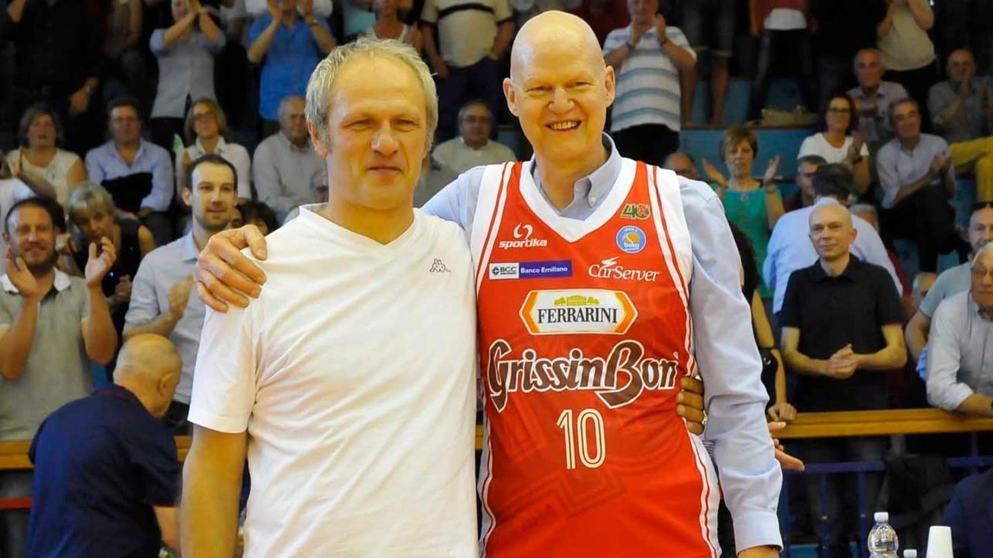Orazio Rustichelli e Bob Morse, due campioni che hanno fatto la storia del basket a Reggio Emilia