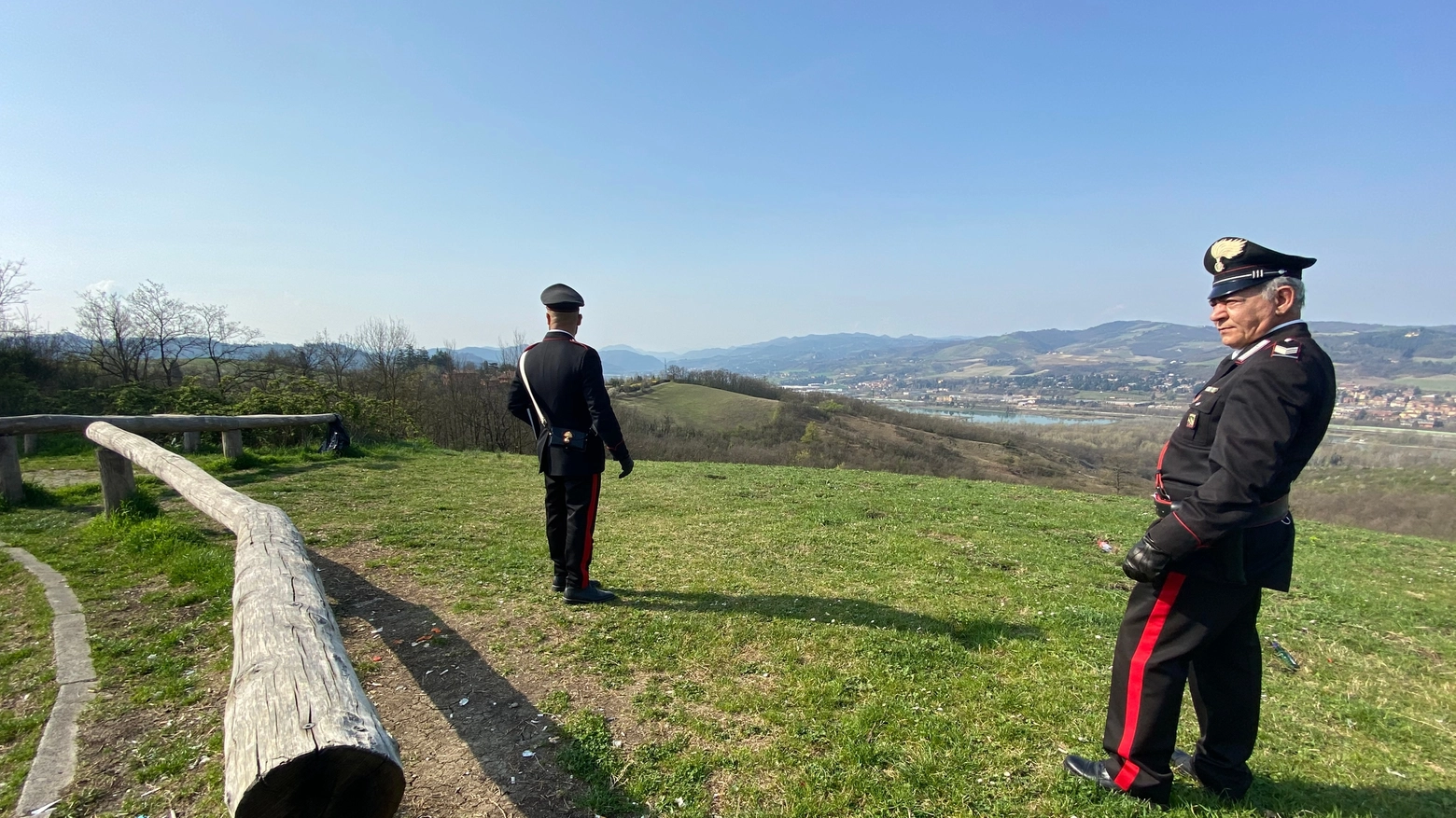 I controlli dei carabinieri al parco di Monte Sole 