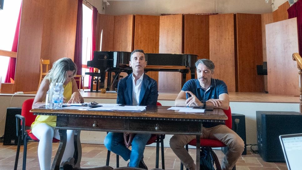 Il Conservatorio è nella bufera: dimissioni per due insegnanti e l'ormai ex direttore Nicola Verzina