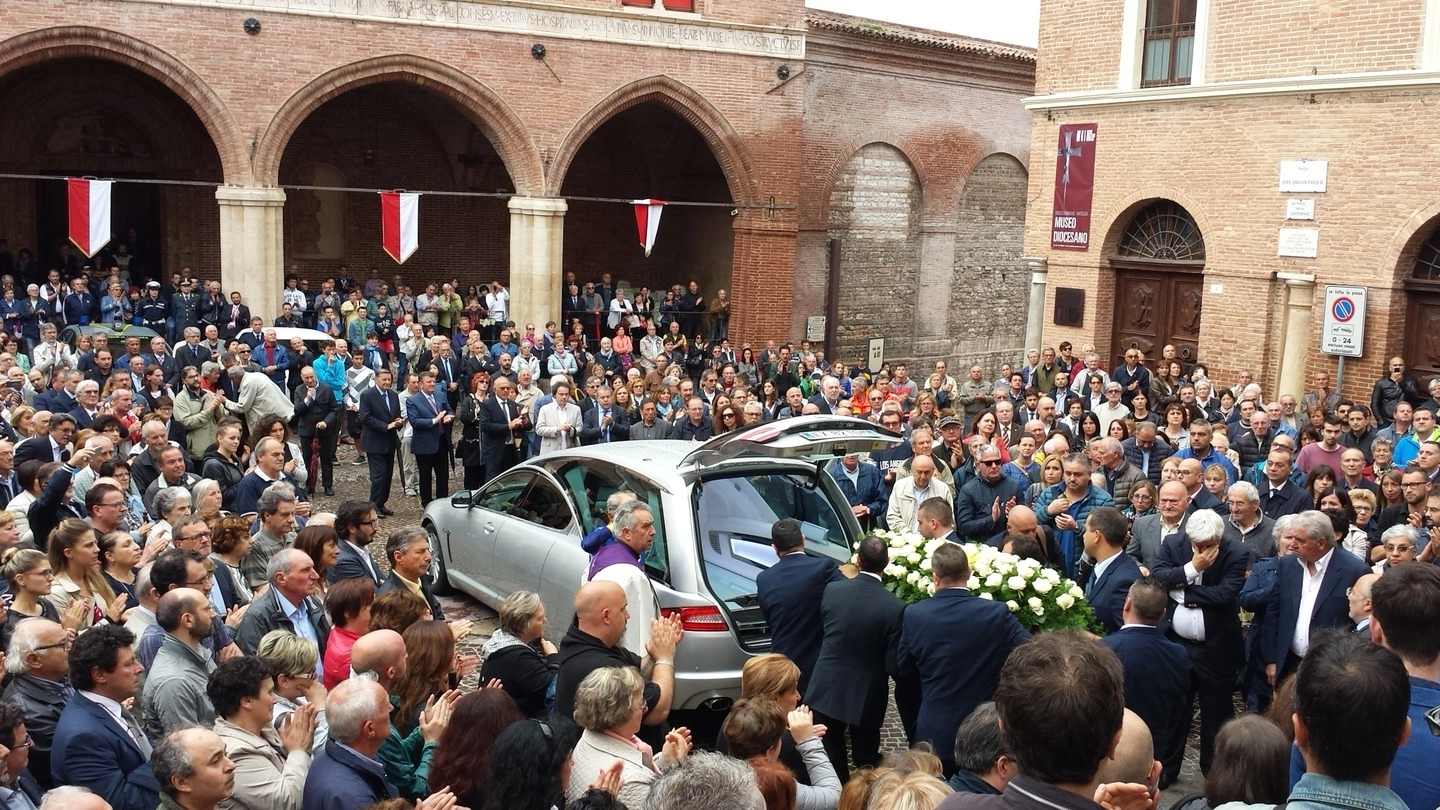 Fabriano, i funerali di Vittorio Merloni (Foto Di Marco)