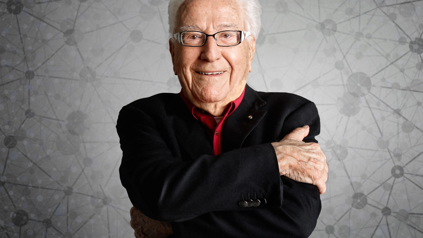 Marino Golinelli, imprenditore, filantropo, ricercatore, festeggerà oggi i suoi 100 anni
