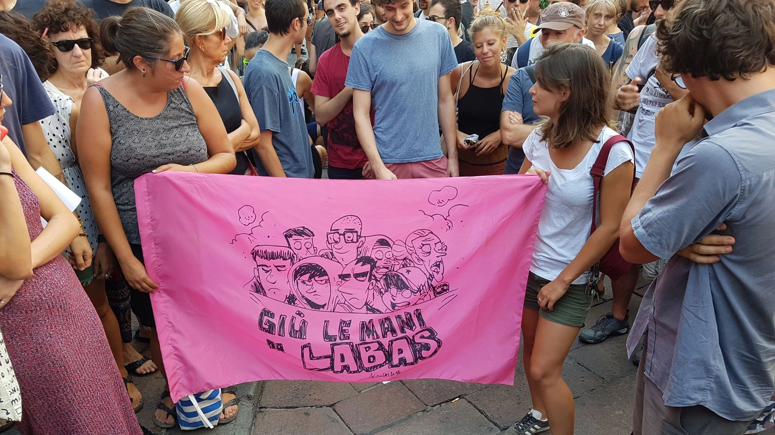 Collettivo Làbas, sabato 9 la manifestazione in centro a Bologna (foto Dire)
