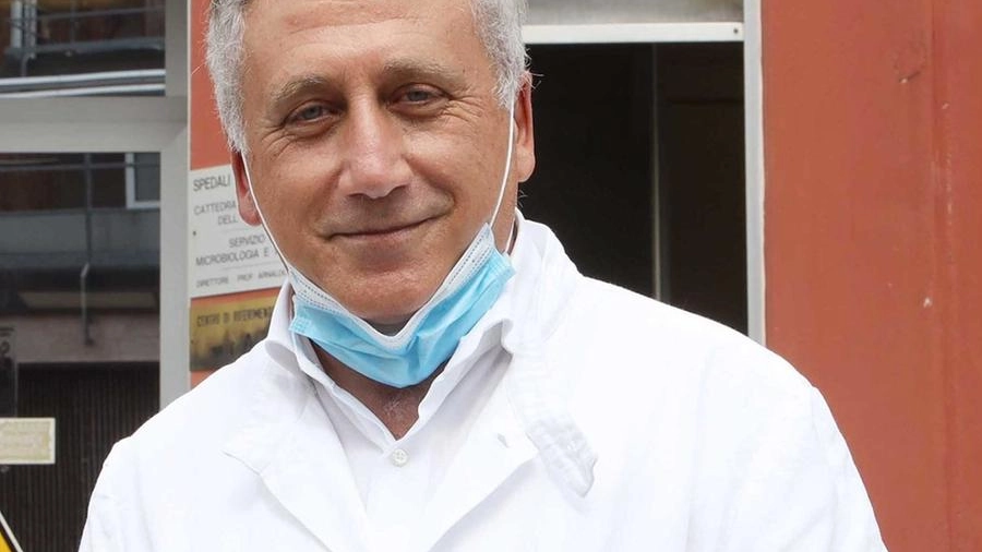 Arnaldo Caruso, presidente della società italiana di virologia