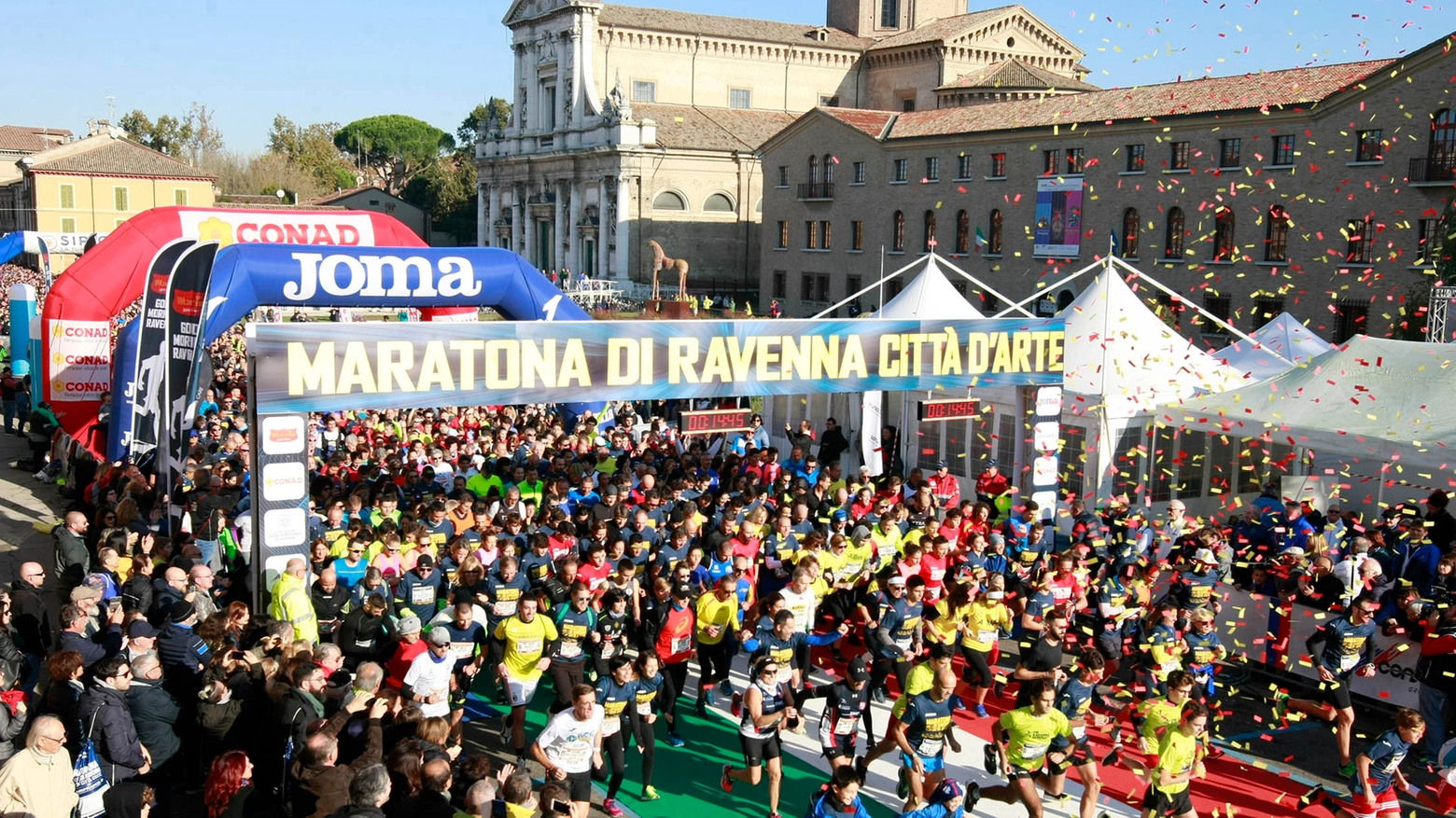 Annullata la maratona di Ravenna (Foto Corelli)