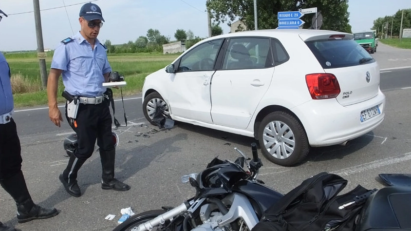 Don Gialdini era alla guida dell’auto si è scontrata con una moto