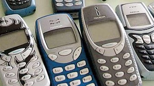 Alcuni vecchi modelli di cellulari Nokia