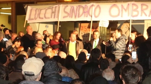 SERATA LEGHISTA La folla a Borello accorsa per sentire Salvini