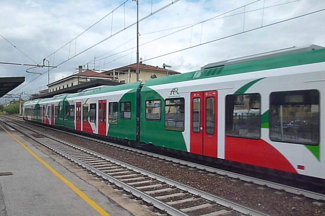 Un treno regionale nel Bolognese: foto generica