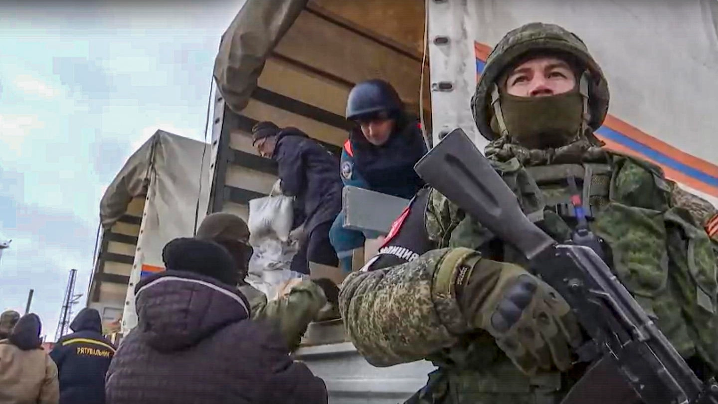 Soldati russi in Ucraina (Ansa)