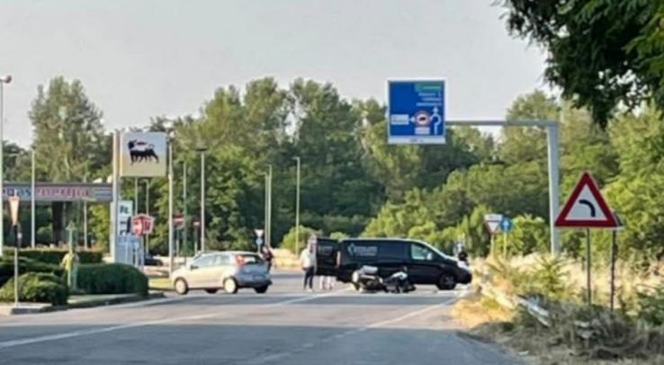 Incidente mortale tra auto e moto a Veggia: vittima un 62enne Incidente mortale tra auto e moto a Veggia: vittima un 62enne