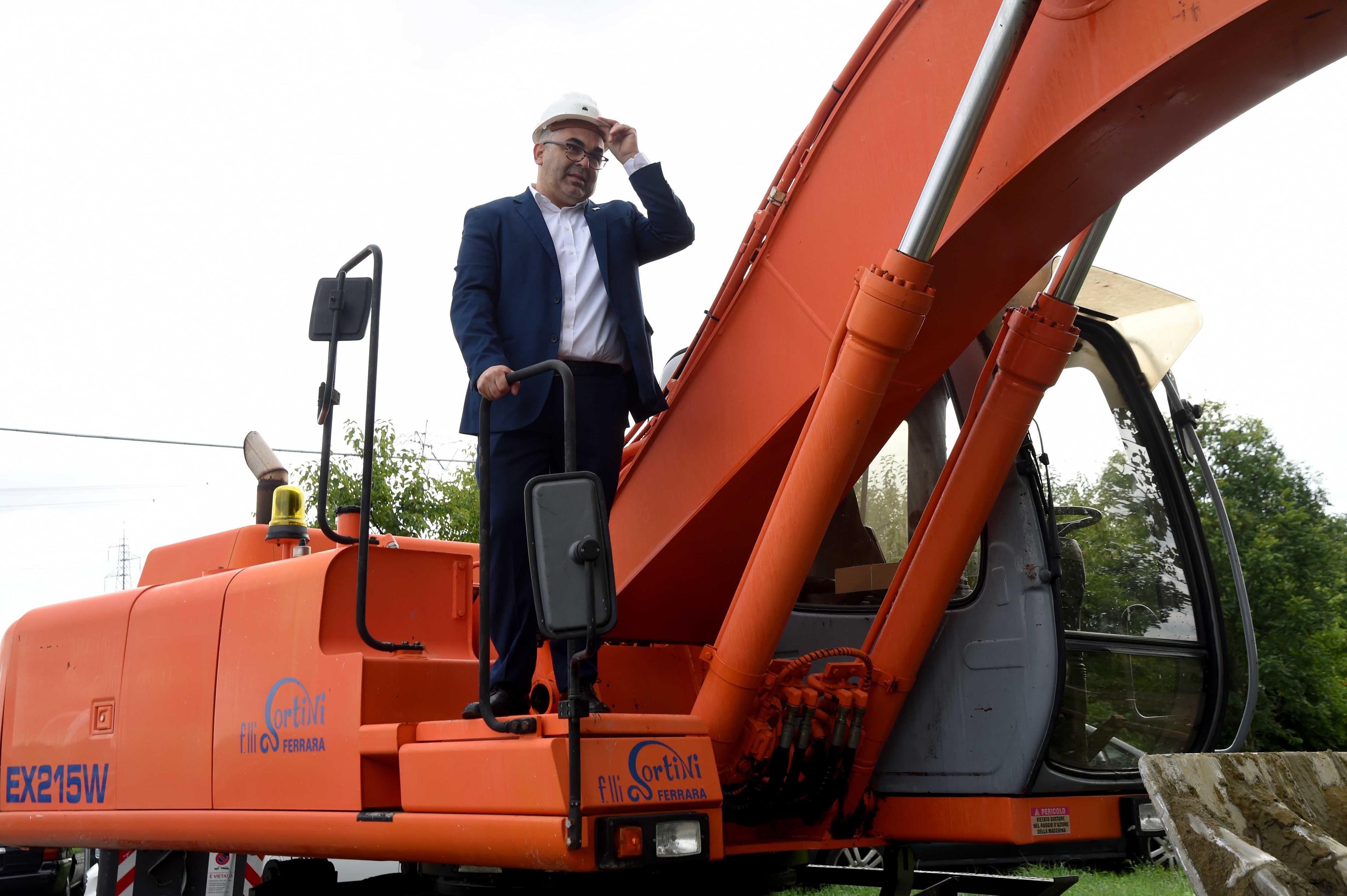Ruspa al campo nomadi, il pm: “Condannate Lodi, voleva solo fare show” Ruspa al campo nomadi, il pm: “Condannate Lodi, voleva solo fare show”