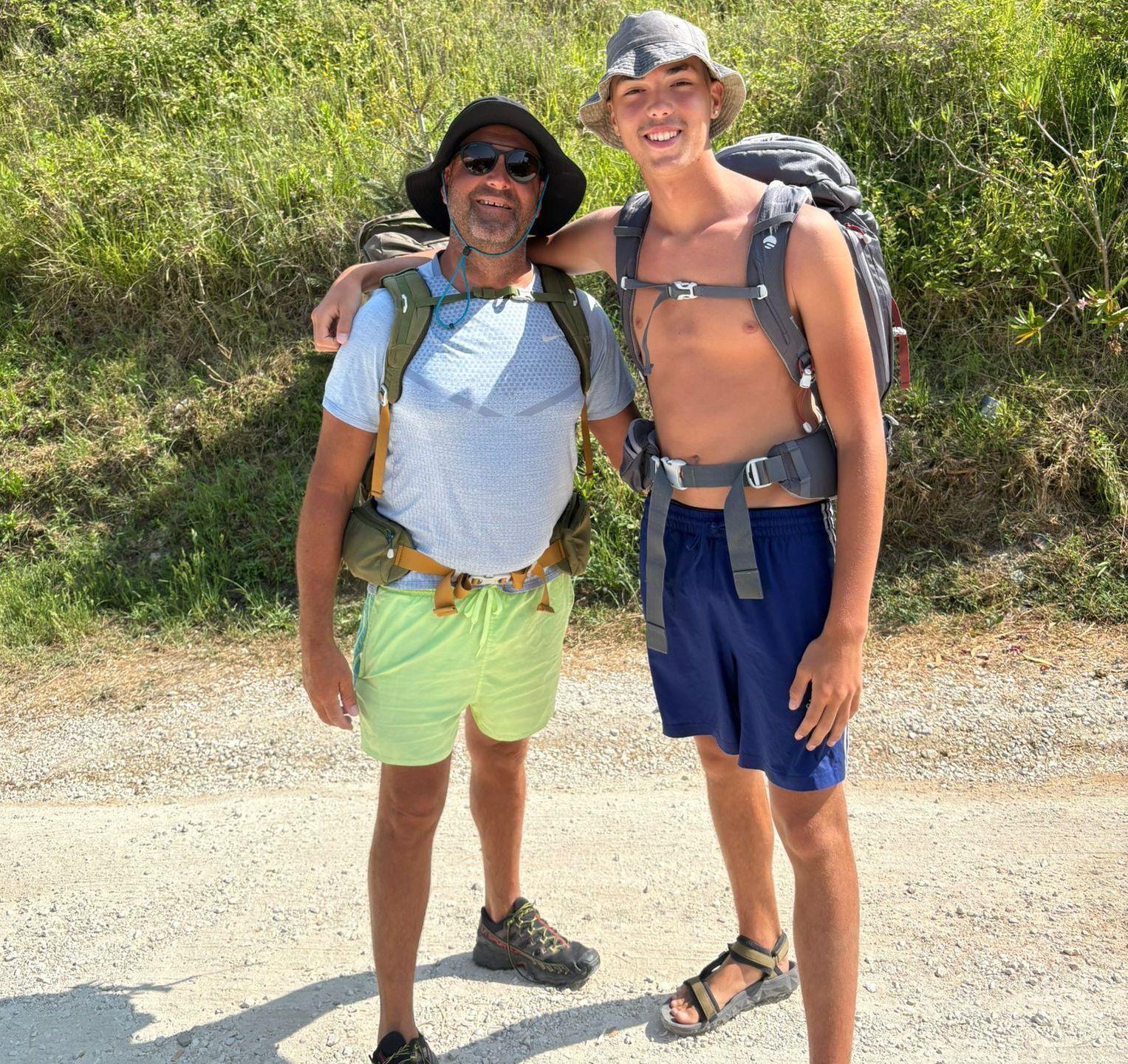 Vado in viaggio con papà. Mille chilometri per ritrovarsi Vado in viaggio con papà. Mille chilometri per ritrovarsi