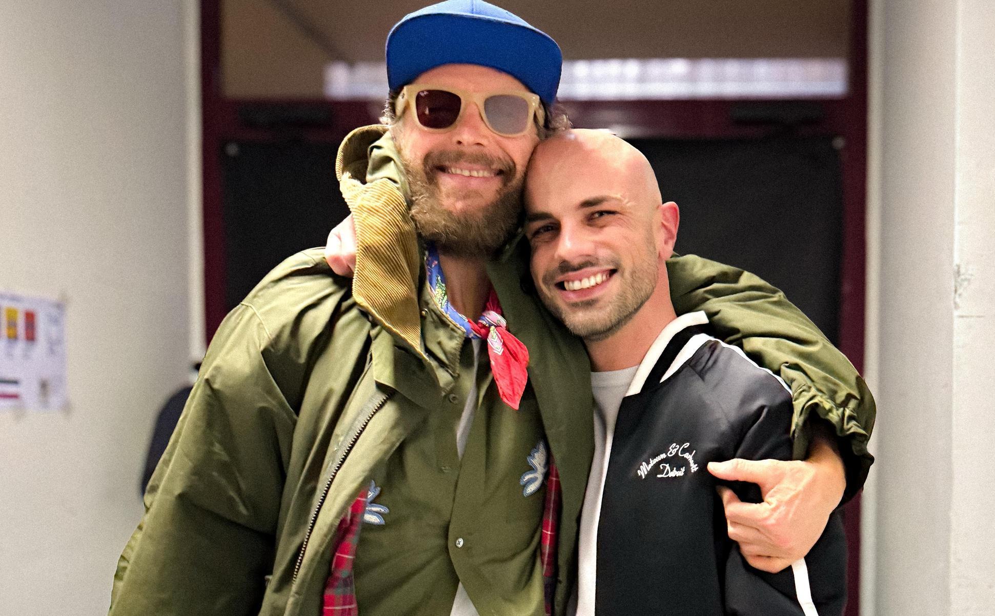 Sul palco tra Vasco e Jovanotti. Il momento magico del deejay Pigini Sul palco tra Vasco e Jovanotti. Il momento magico del deejay Pigini