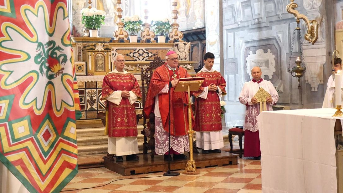 L’omelia dell’arcivescovo in occasione della messa per il santo patrono della città "I mali oggi sono l’indifferenza, la chiusura, lo sfruttamento, la falsità e la corruzione" .