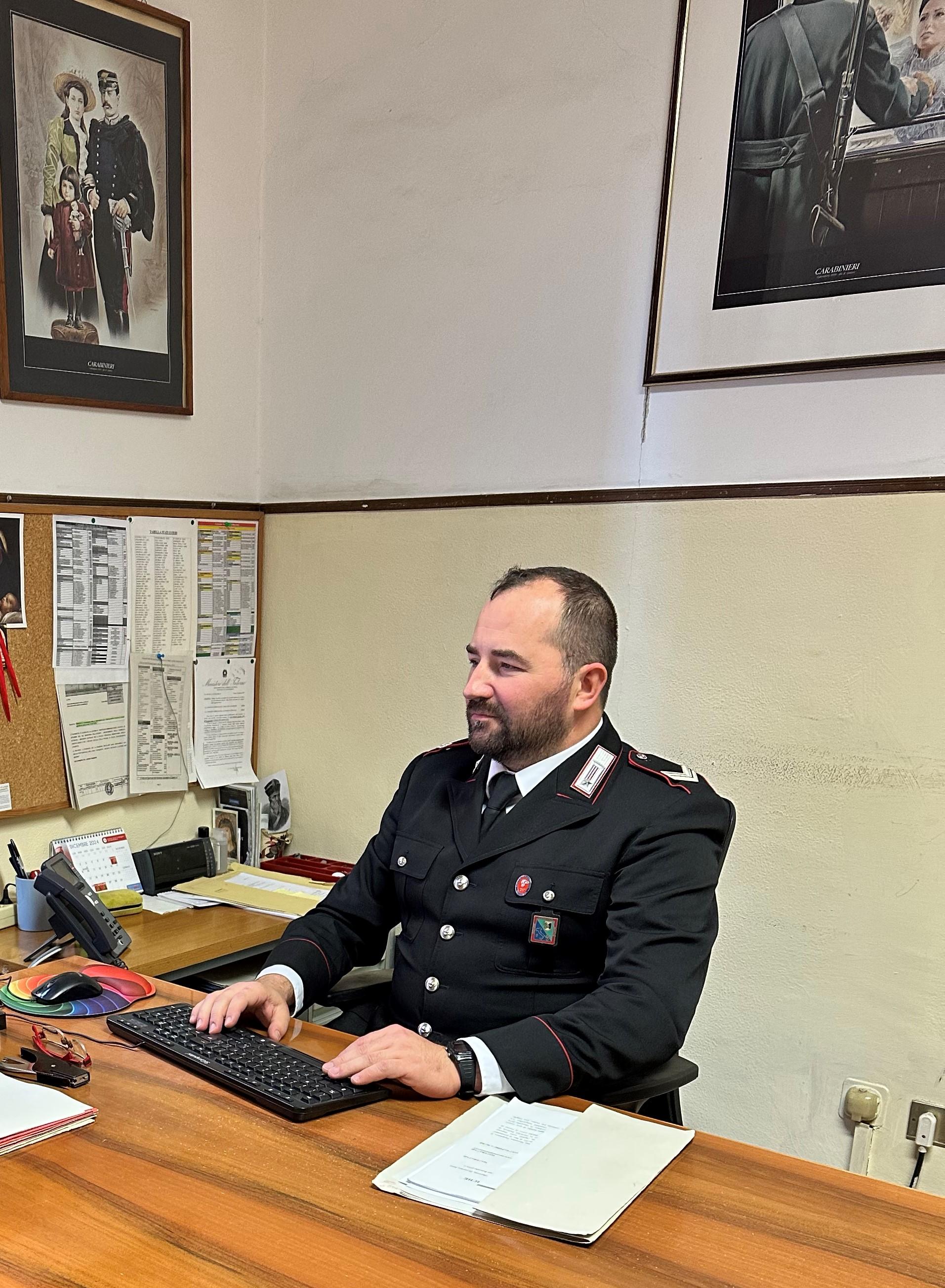 Scorda il telefono nell’auto della sua vittima: ladro denunciato Scorda il telefono nell’auto della sua vittima: ladro denunciato