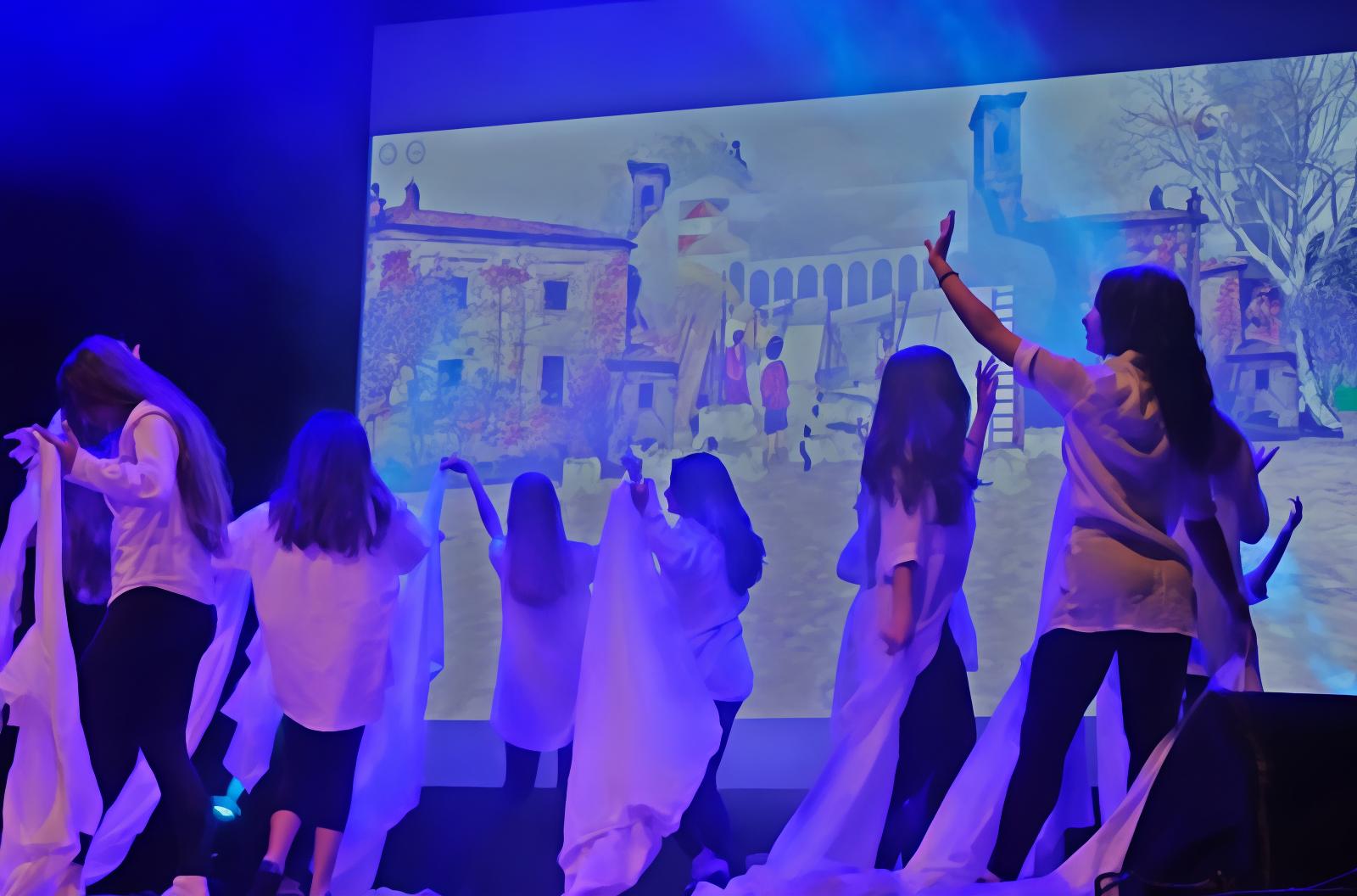 Istituto Leopardi di Grottammare, successo per lo show di fine anno Istituto Leopardi di Grottammare, successo per lo show di fine anno