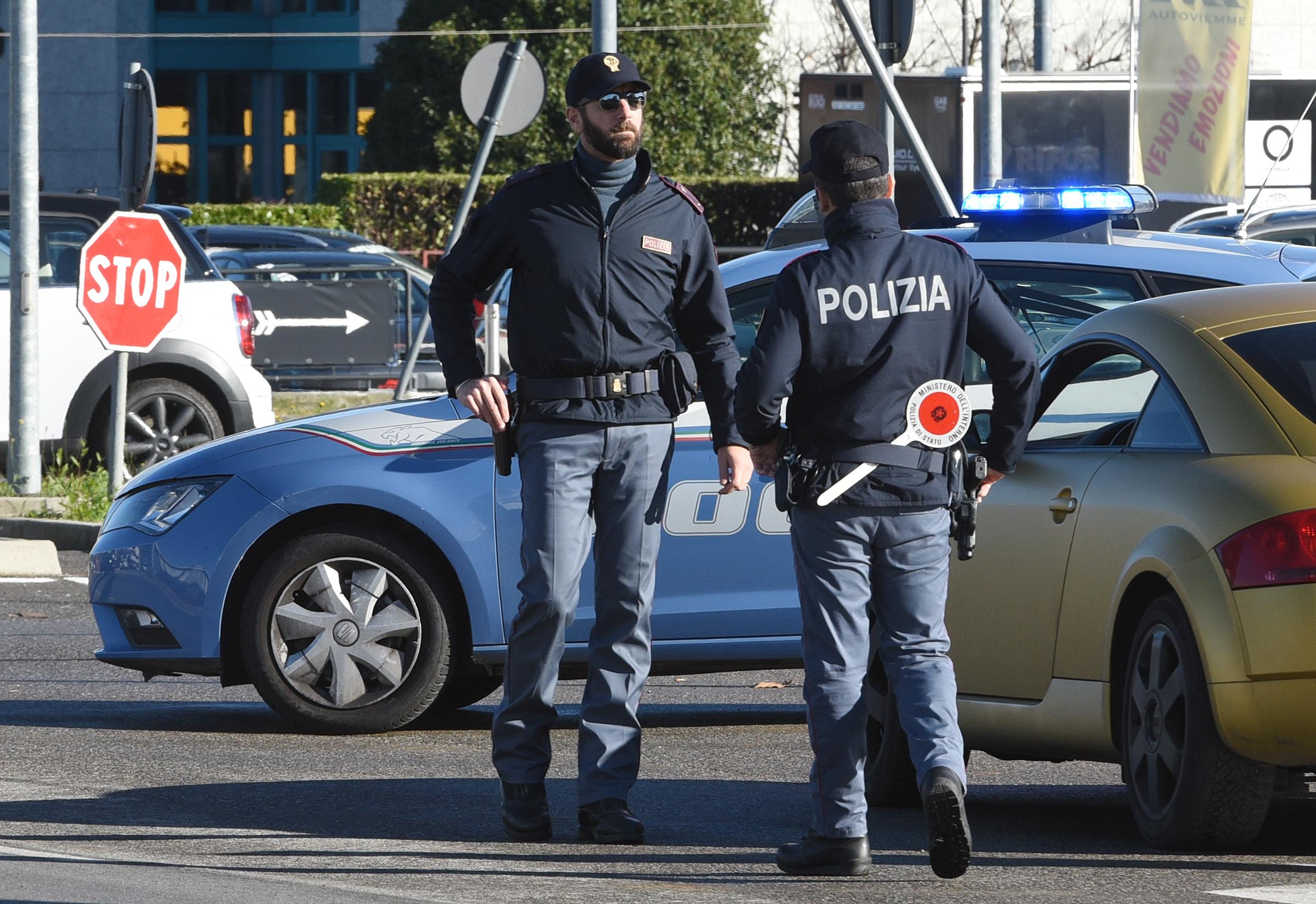 Controlli bus da Ilrestodelcarlino.it Controlli su un bus diretto in Val Bidente un giovane trovato in possesso di hashish