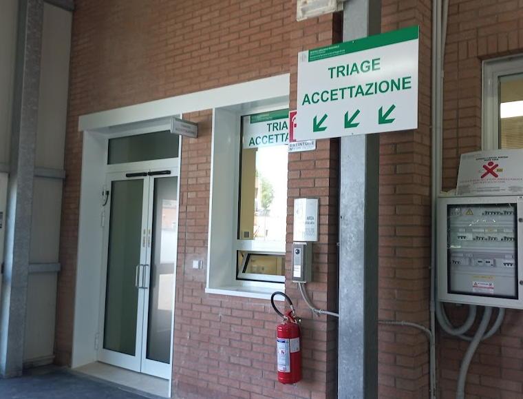 Guastalla aggredisce da Ilrestodelcarlino.it Guastalla aggredisce infermiera al pronto soccorso