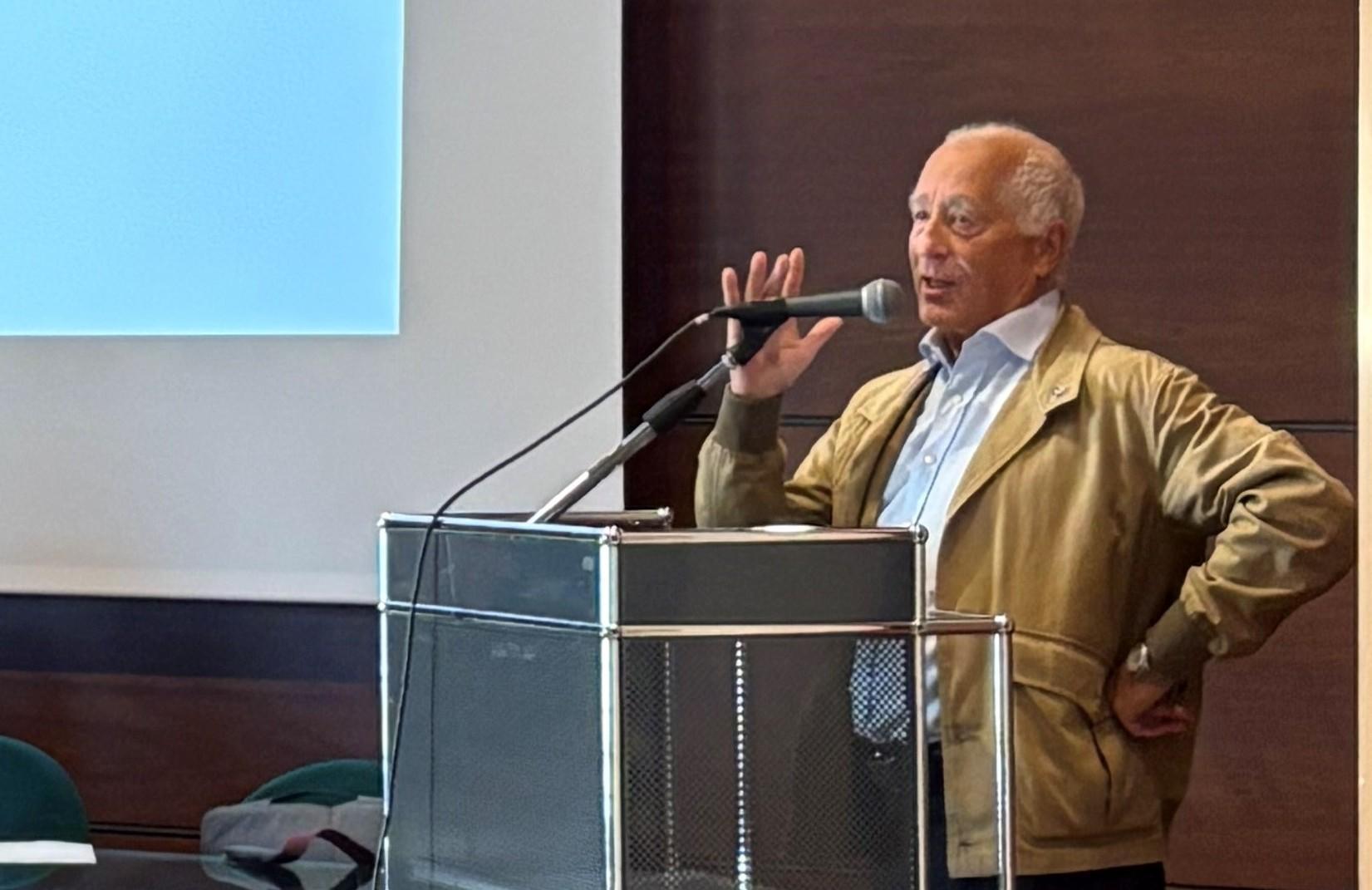 albani passa il testimone a rossi