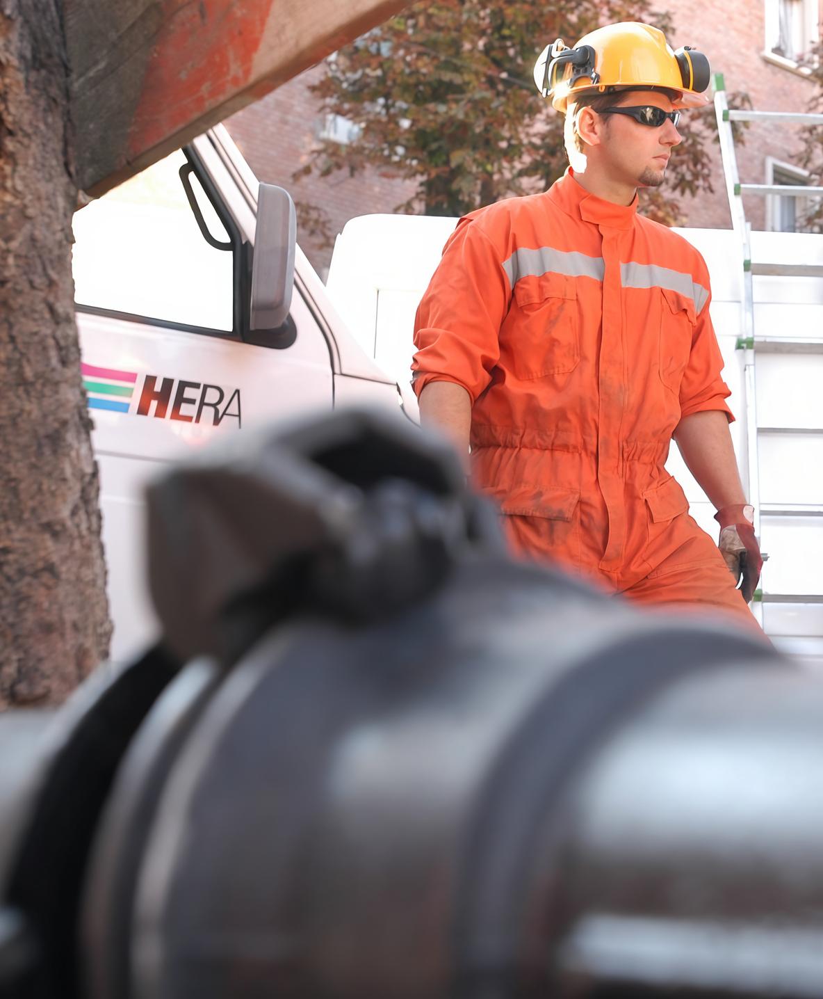 teleriscaldamento reti luce e gas un8217estate di lavori in zona ospedale