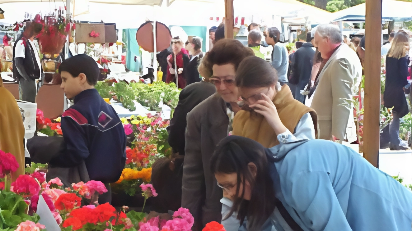 Torna "Giardino in Fiore":  per la prima volta è in piazza Pertini