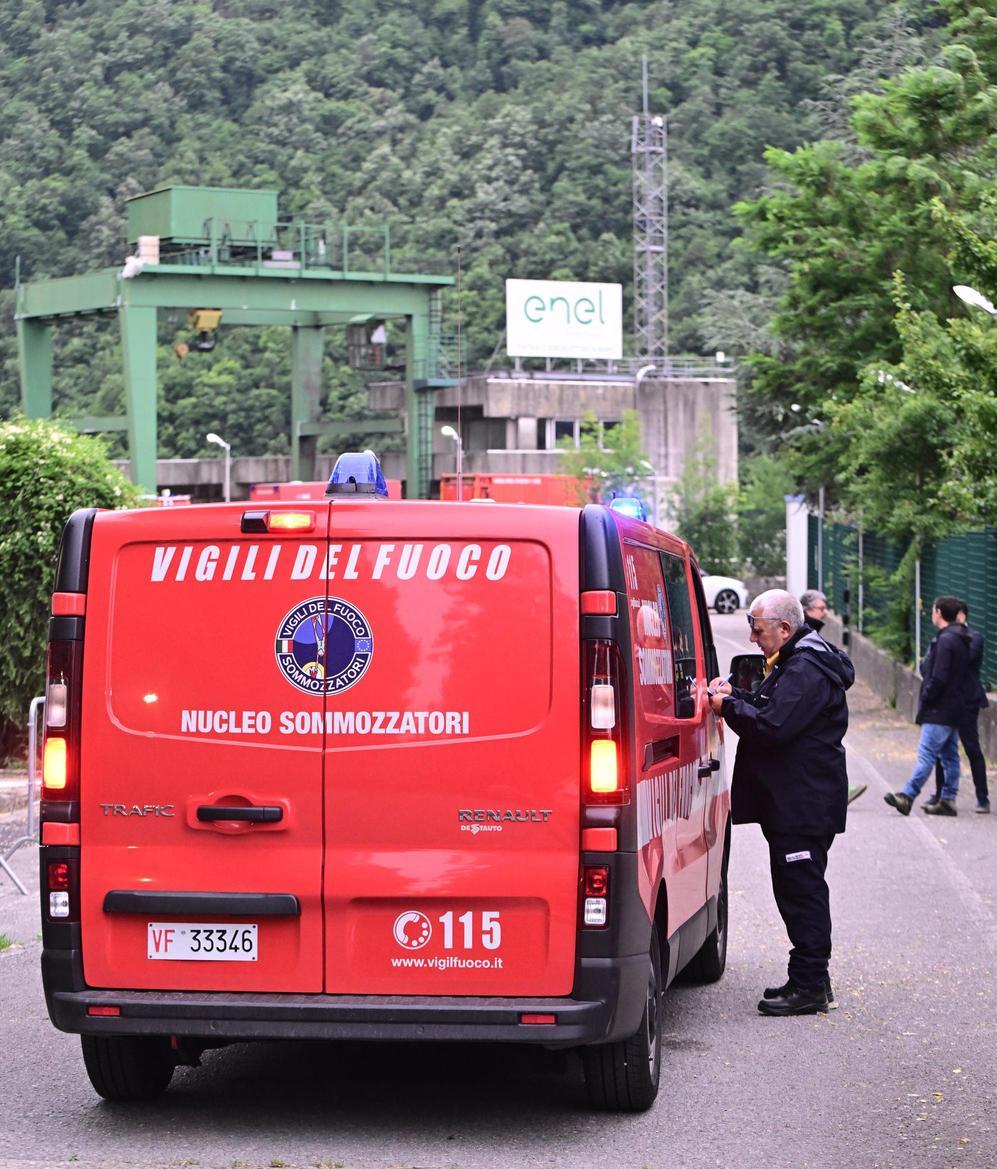 La strage di Suviana. Recuperati 5 dispositivi in un’ora di immersione. Entro 60 giorni i dati La strage di Suviana. Recuperati 5 dispositivi in un’ora di immersione. Entro 60 giorni i dati