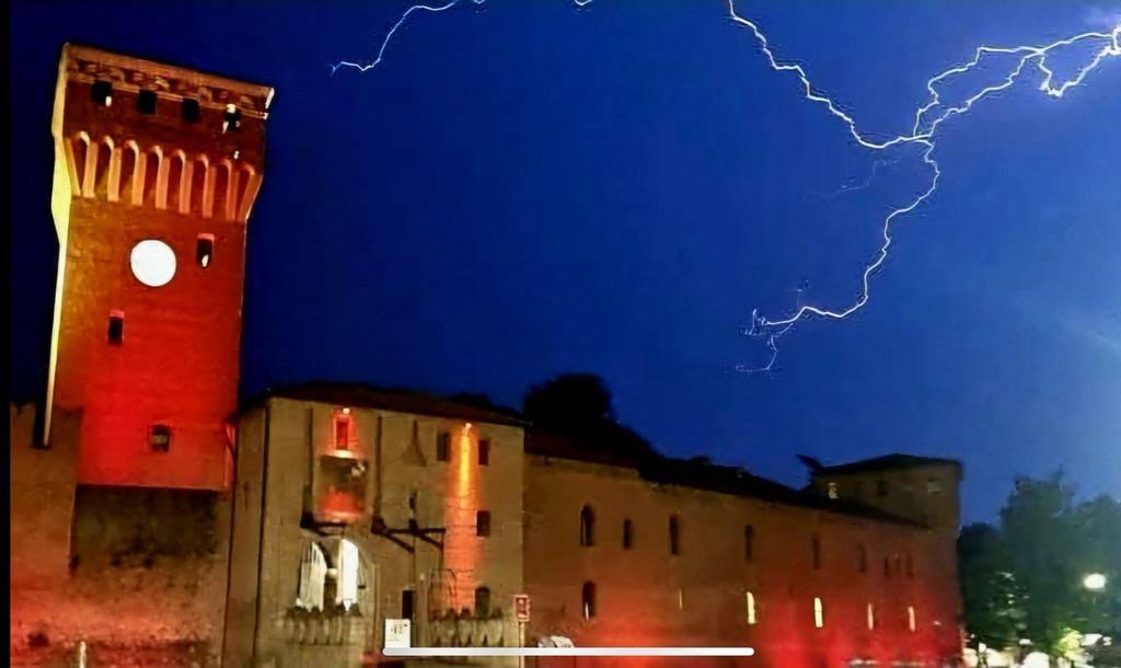 danni quaranta interventi dei vigili del fuoco strage di alberi caduti e vari eventi rovinati