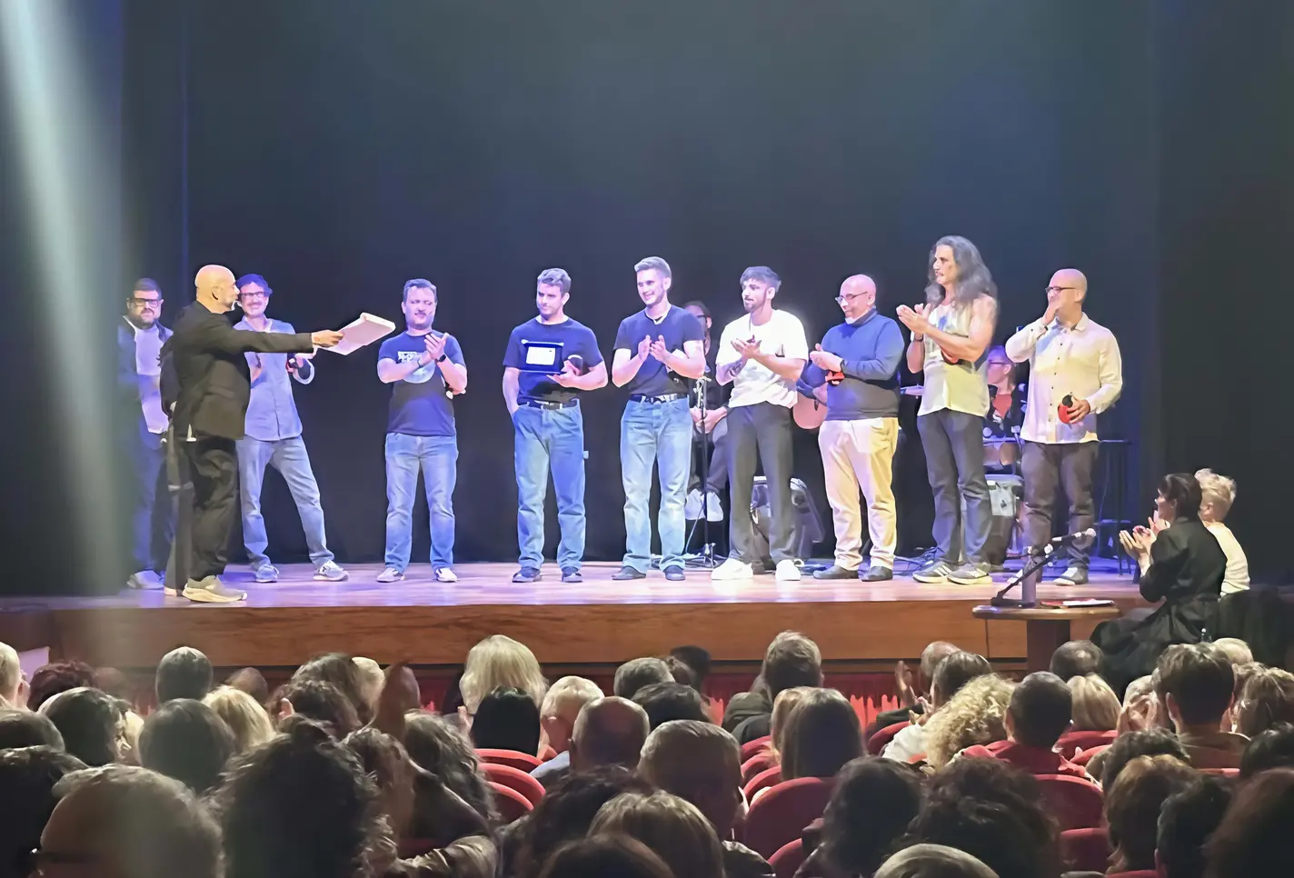 Un talent show dedicato ai comici emergenti