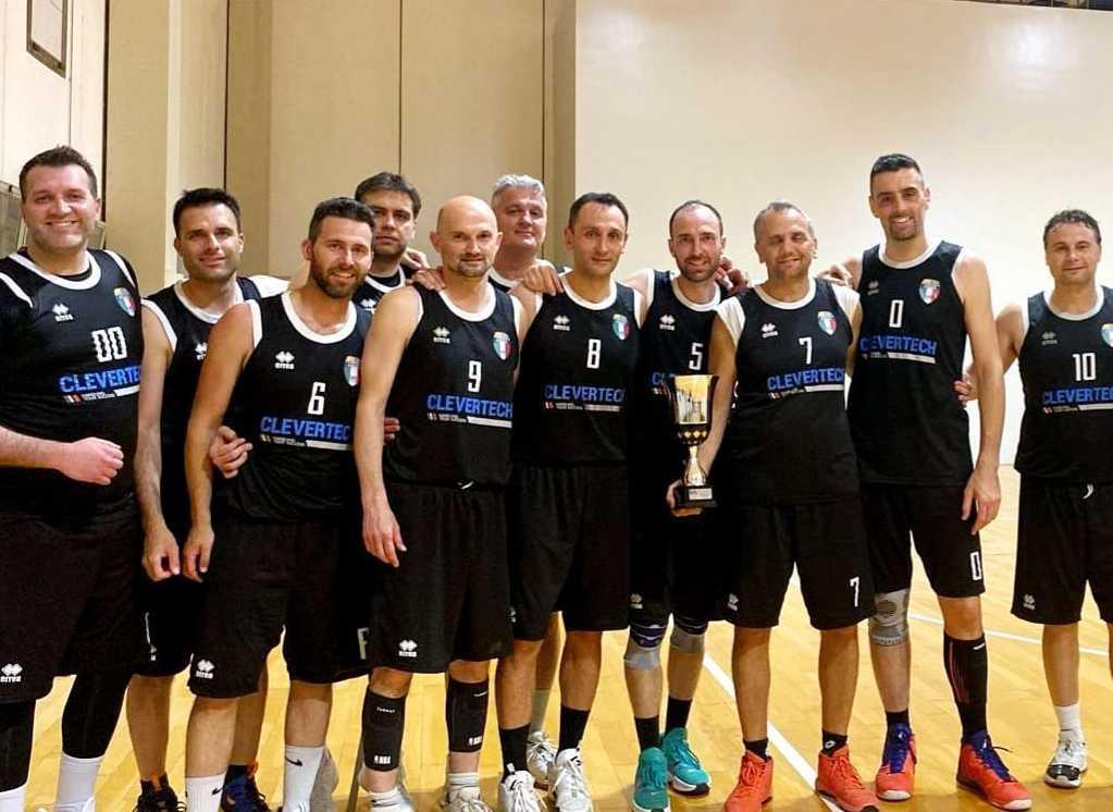 Santos Clevertech conquista l