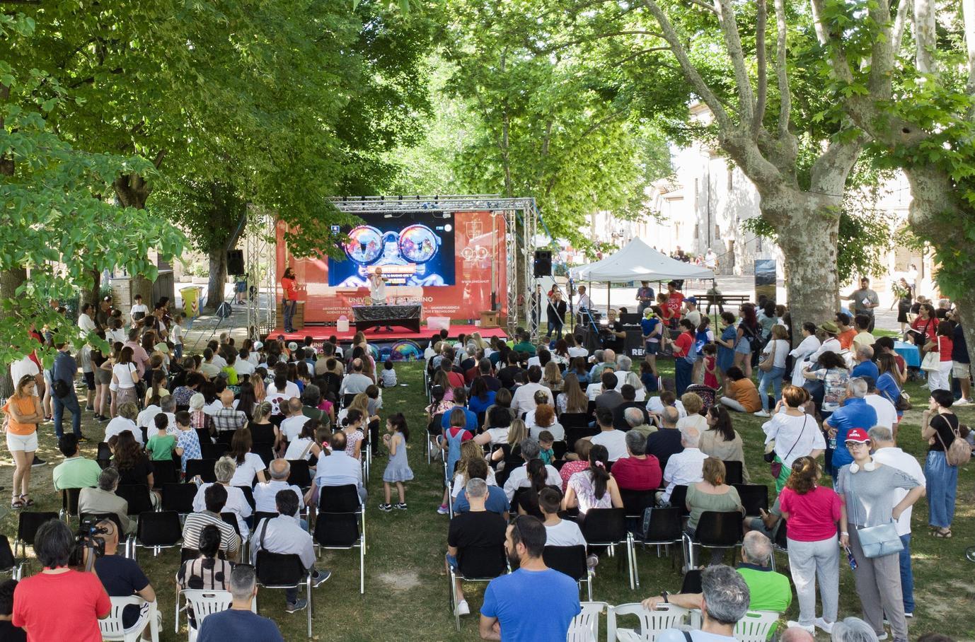 dalla cosmetica all8217astronomia un weekend di scienza in festa