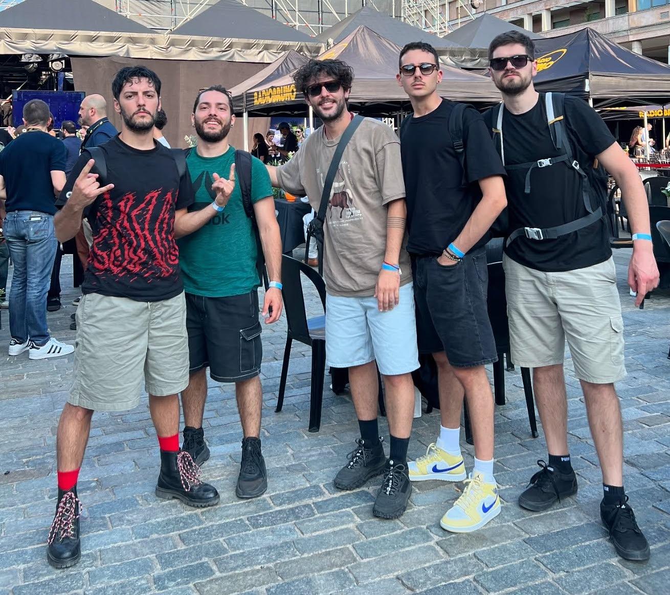 “Incredibile, ragazzi: apriamo il concerto di Vasco all’Olimpico” “Incredibile, ragazzi: apriamo il concerto di Vasco all’Olimpico”