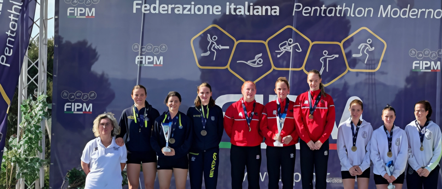 L'Asd Futura di Pesaro conquista il secondo posto ai campionati Italiani Junior di Pentathlon moderno a Roma, elogiati per le prestazioni eccellenti delle atlete.