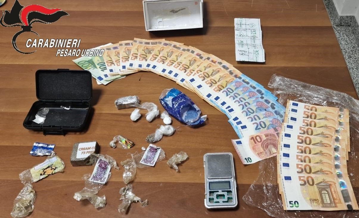 Arrestato per spaccio: 22enne ai domiciliari Arrestato per spaccio: 22enne ai domiciliari