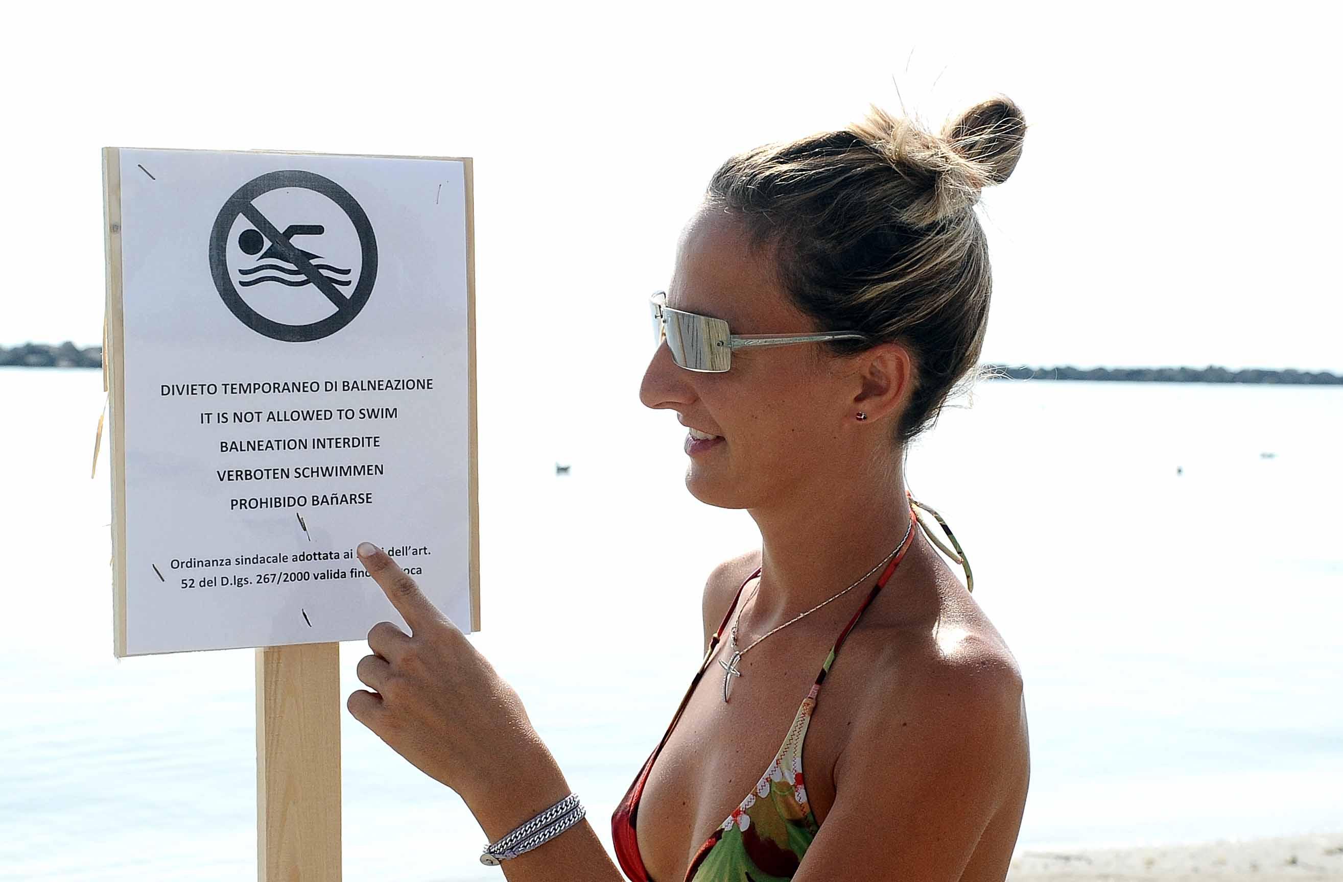 Divieto di balneazione in Riviera: dove e quando Divieto di balneazione in Riviera: dove e quando