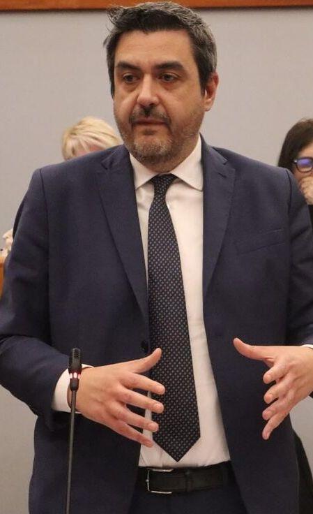 "No a strumentalizzazioni vigliacche" "No a strumentalizzazioni vigliacche"