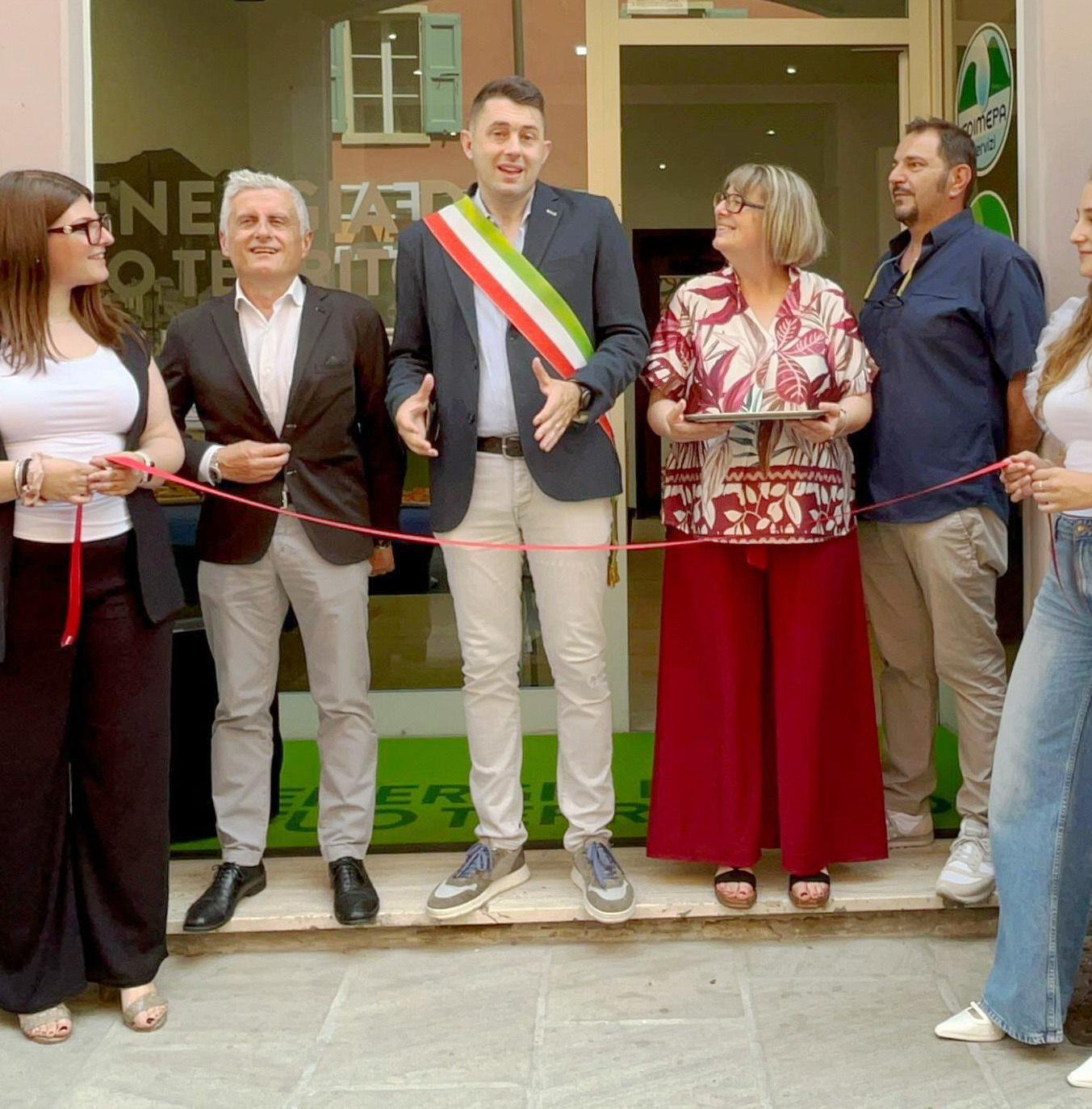 pavullo taglio del nastro per la sede di coimepa