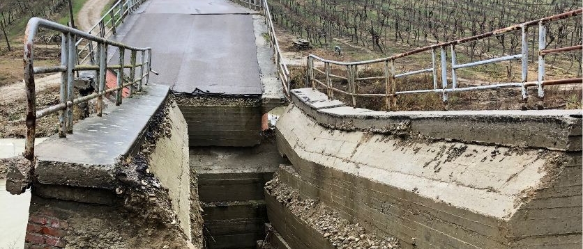 Alluvione Emilia Romagna, il ponte di Ca' Stronchino è ancora inagibile dopo un anno