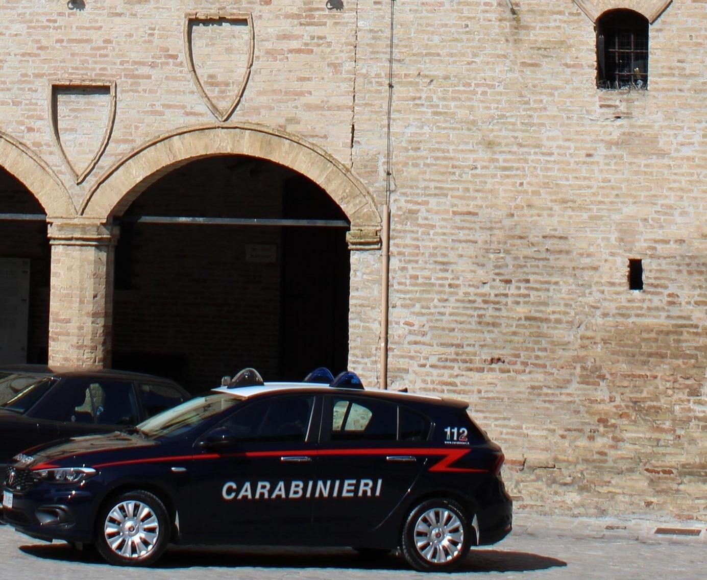 Grosso furto di cavi elettrici da una ditta. I carabinieri denunciano un 28enne Grosso furto di cavi elettrici da una ditta. I carabinieri denunciano un 28enne