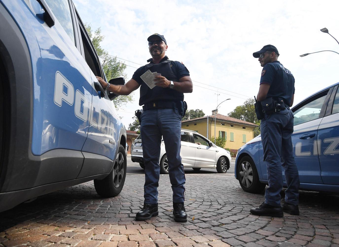Sicurezza, non si ferma la polemica. Madrid: "Governo, più attenzione". Il centrodestra: "Scarica le colpe" Sicurezza, non si ferma la polemica. Madrid: "Governo, più attenzione". Il centrodestra: "Scarica le colpe"