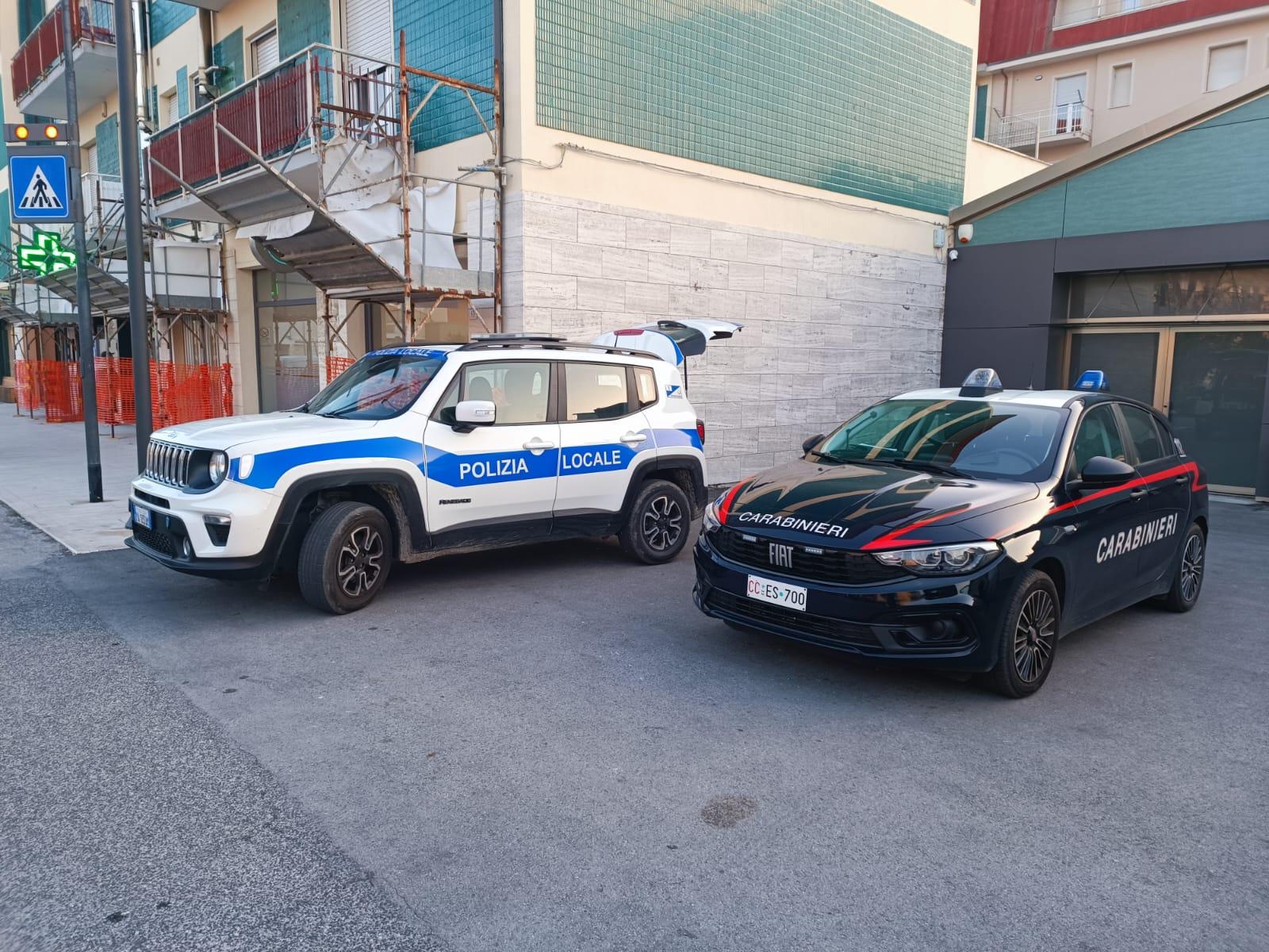 Donna sfugge a piedi nudi al suo aggressore in strada a Jesi Donna sfugge a piedi nudi al suo aggressore in strada a Jesi