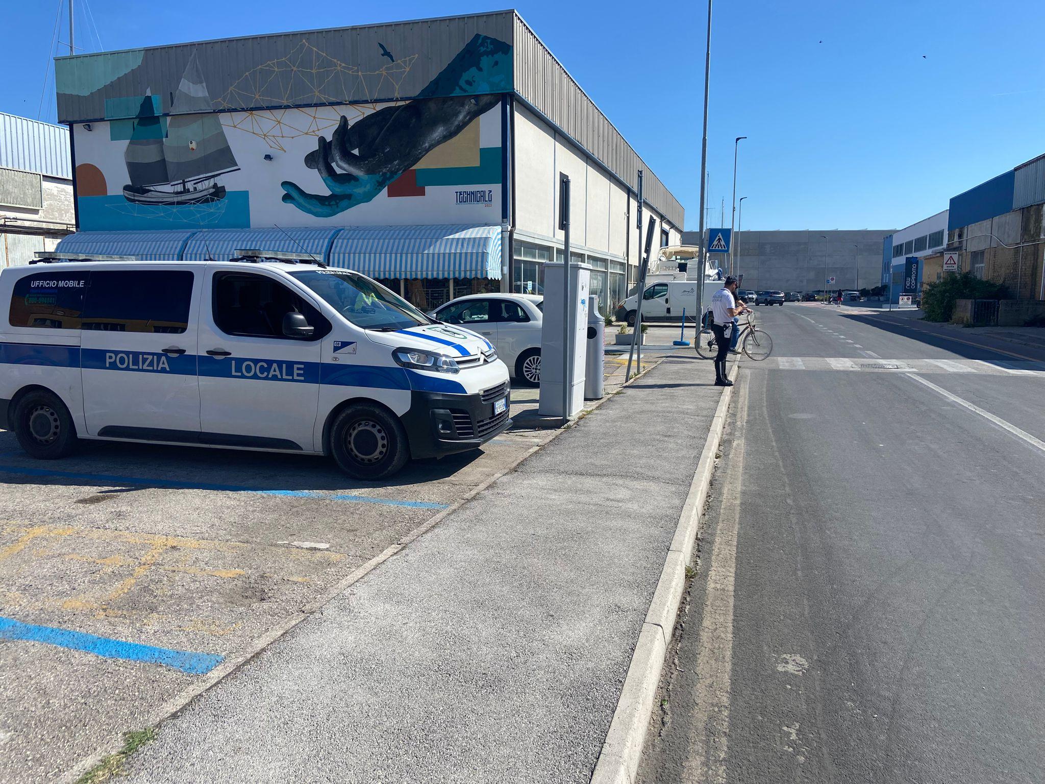 coniugi investiti sulle strisce pedonali