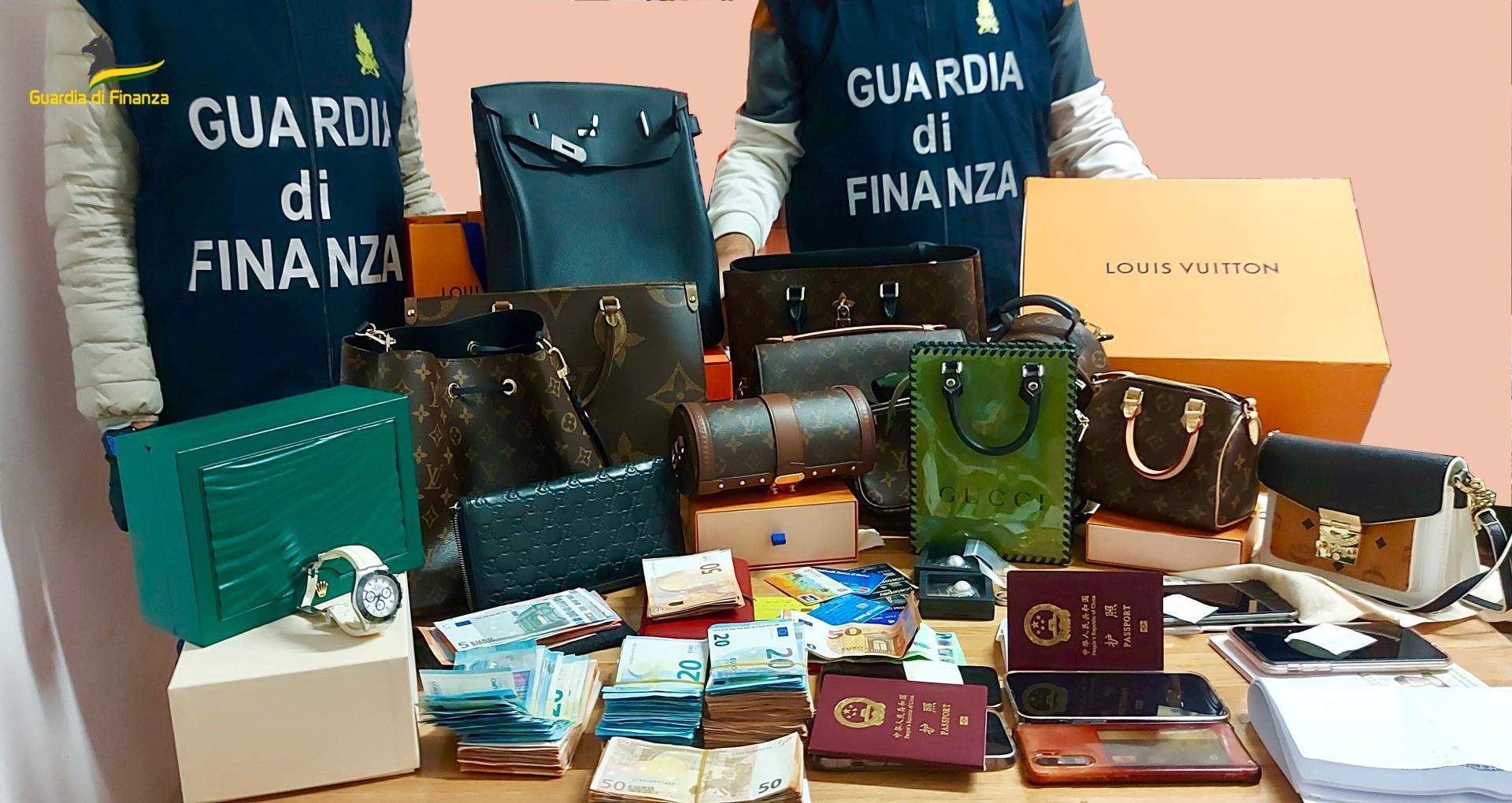 Enorme evasione fiscale: sequestrati fondi e beni per 81 milioni di euro Enorme evasione fiscale: sequestrati fondi e beni per 81 milioni di euro